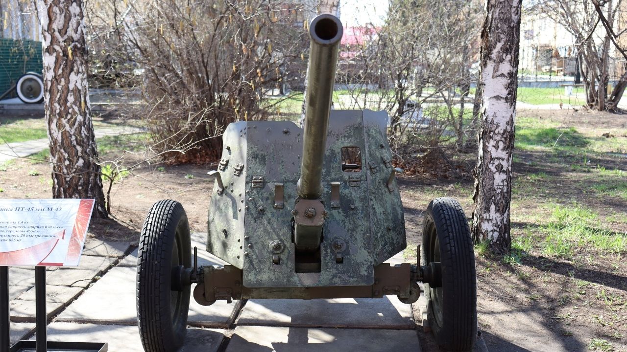 Пушка ПТ-45 мм М-42. 1942 г.
